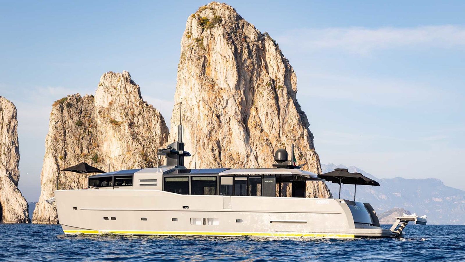 26m Arcadia motor yacht Joy Star sold